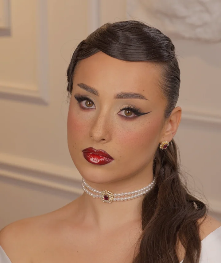Timeless Liner & Red